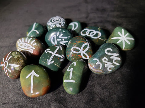 BloodStone Witches Runes - Semi-Precious Witches Rune Set with Velvet Bag - Set of 13 - Runes - Rune Stones - Divination Tools - Wiccan - Pagan - Spiritual Tools